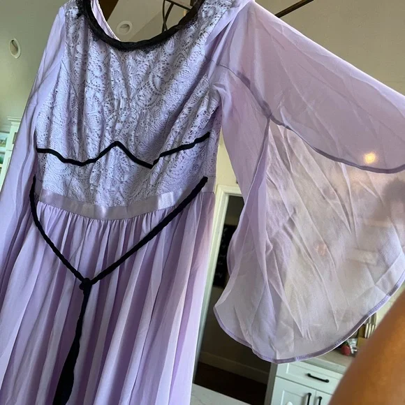 Lily Munster costume size 8-12 - Picture 12 of 15